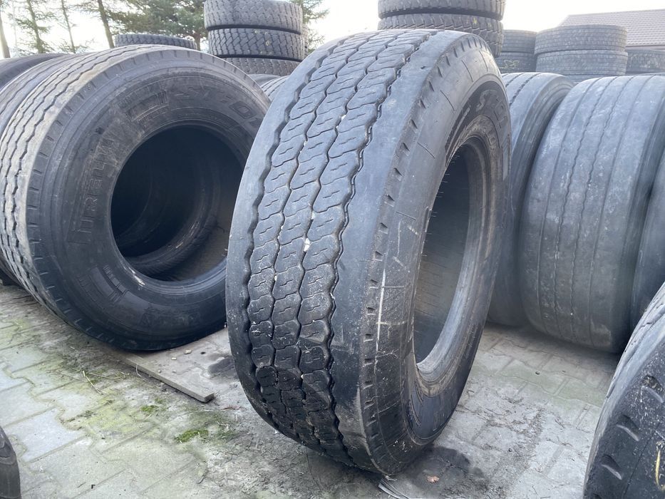 Opony ciężarowe 385/65R22.5 PIRELLI ST:01 TRIATHLON / 12-13mm Opony ciężarowe 385/65R22.5 PIRELLI ST:01 TRIATHLON / 12-13mm