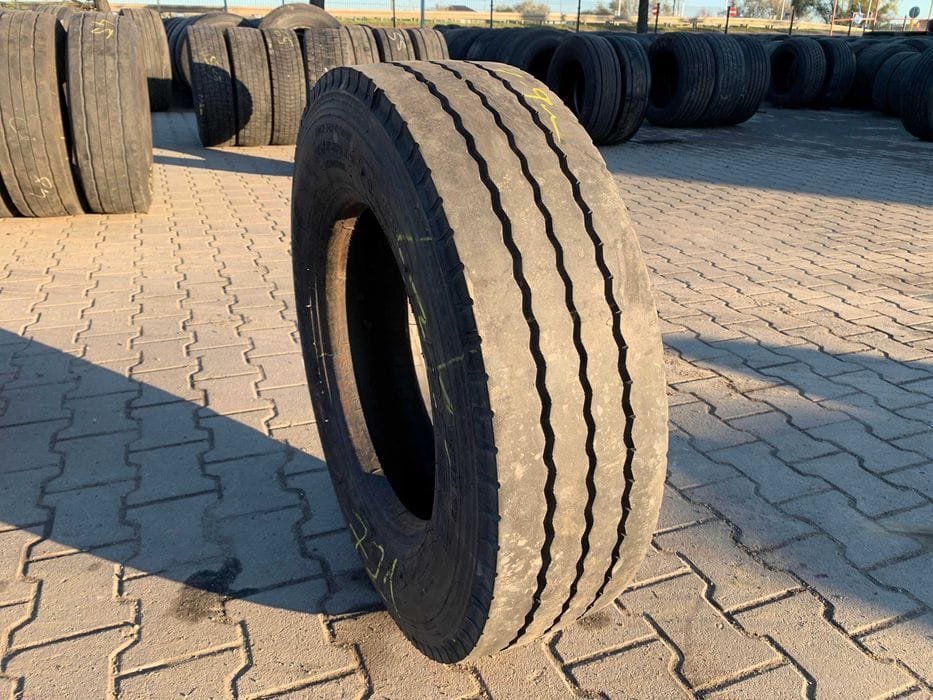 Opona ciężarowa 215/75R17.5 BRIDGESTONE R168 / 7-9mm Opona ciężarowa 215/75R17.5 BRIDGESTONE R168 / 7-9mm