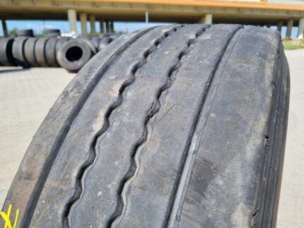 Opony ciężarowe 385/65R22.5 SEMPERIT RUNNER T2 / 9-10mm