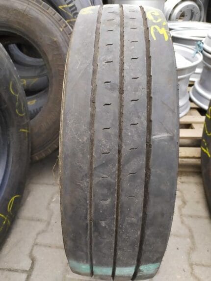 Opona ciężarowa 215/75R17.5 DUNLOP SP246 / 8-9mm