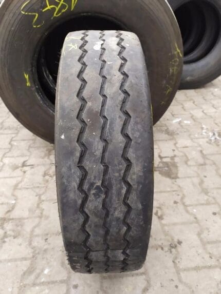  Opona ciężarowa 215/75R17.5 FORMULA TRAILER / 8-9mm