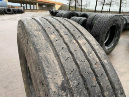 Opona ciężarowa 315/80R22.5 SEMPERIT RUNNER F2 / 9-10mm