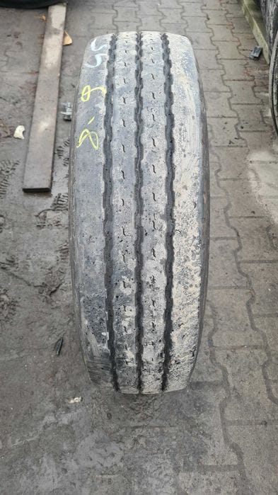  Opona ciężarowa 215/75R17.5 GOODYEAR KMAX T / 8-9mm