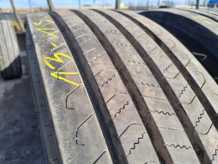 Opona ciężarowa 315/80R22.5 UNIROYAL FH40 / 13-15mm