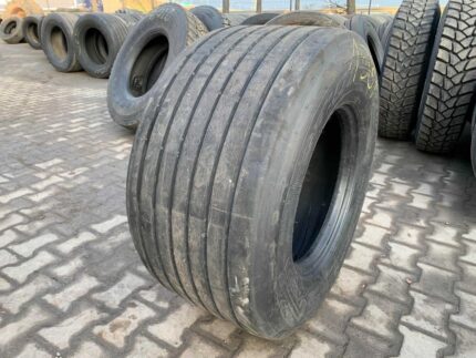 Opony ciężarowe 435/50R19.5 PIRELLI ST:01 / 7mm