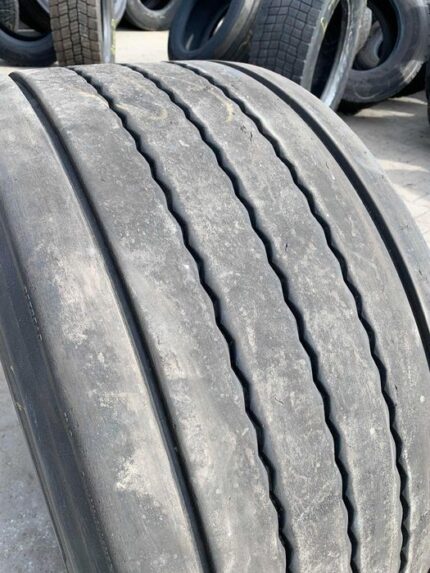 Opony ciężarowe 435/50R19.5 BIEŻNIKOWANA TYP CONTINENTAL CONTI HYBRID HT3 / 9-11mm