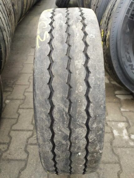 Opony ciężarowe 215/75R17.5 PIRELLI ST:01 / 8-9mm