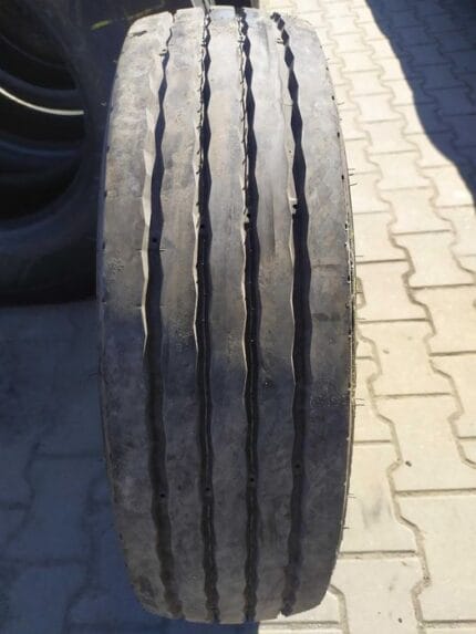  Opona ciężarowa 215/75R17.5 TAURUS ROADPOWER / 9-10mm