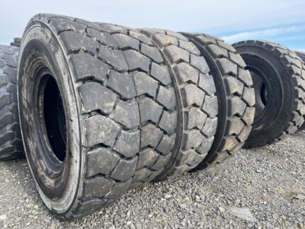  Opona do wózków widłowych 12.00-20 HAULER-LT WIDE WALL / 80% Bieżnika