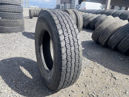  Opona ciężarowa 9.5R17.5 HANKOOK SMART FLEX DH35 / 10-11mm