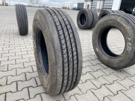  Opona ciężarowa 235/75R17.5 DEESTONE SV 401 / 100% Bieżnika