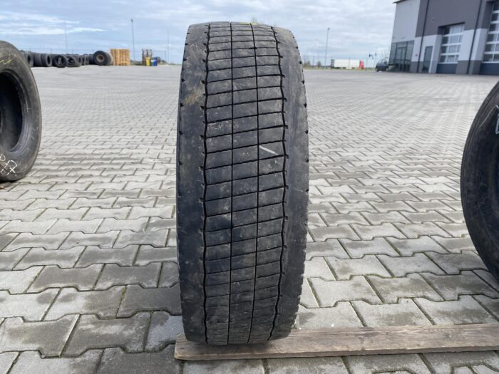 Opona ciężarowa 245/70R17.5 CONTINENTAL CONTI HYBRID LD3 / 8-10mm