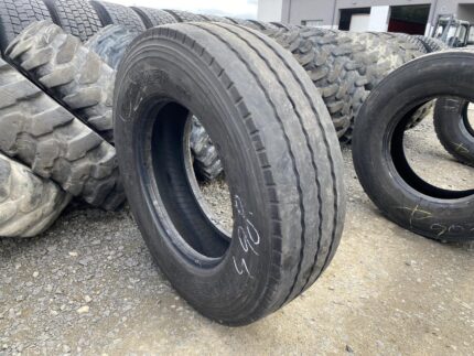 Opona ciężarowa 285/70R19.5 BRIDGESTONE R-TRAILER 001 / 7-8mm