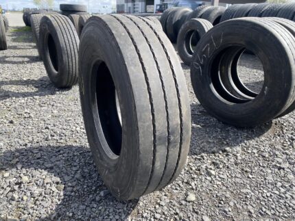  Opona ciężarowa 235/75R17.5 SEMPERIT RUNNER T2 / 7-8mm