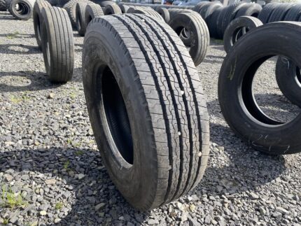  Opona ciężarowa 235/75R17.5 KUMHO KRT 02 / 100% Bieżnika