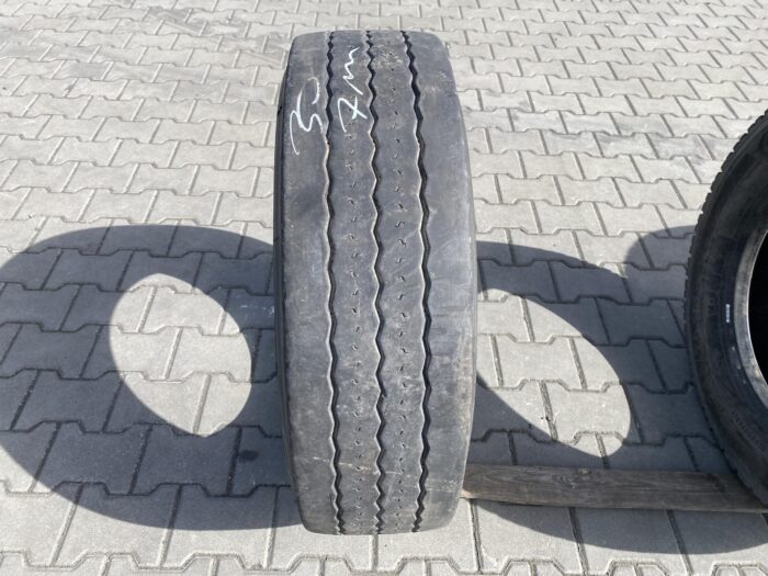 Opona ciężarowa 245/70R19.5 MICHELIN XTE2 / 7mm