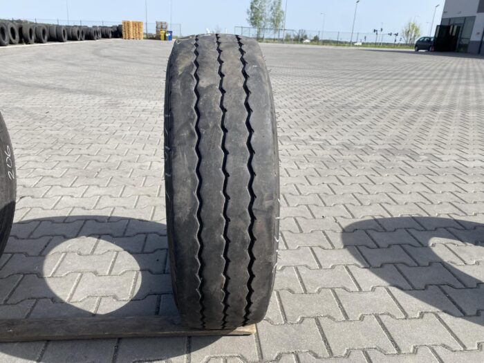 Opona ciężarowa 245/70R19.5 PIRELLI ST:01 / 6-8mm