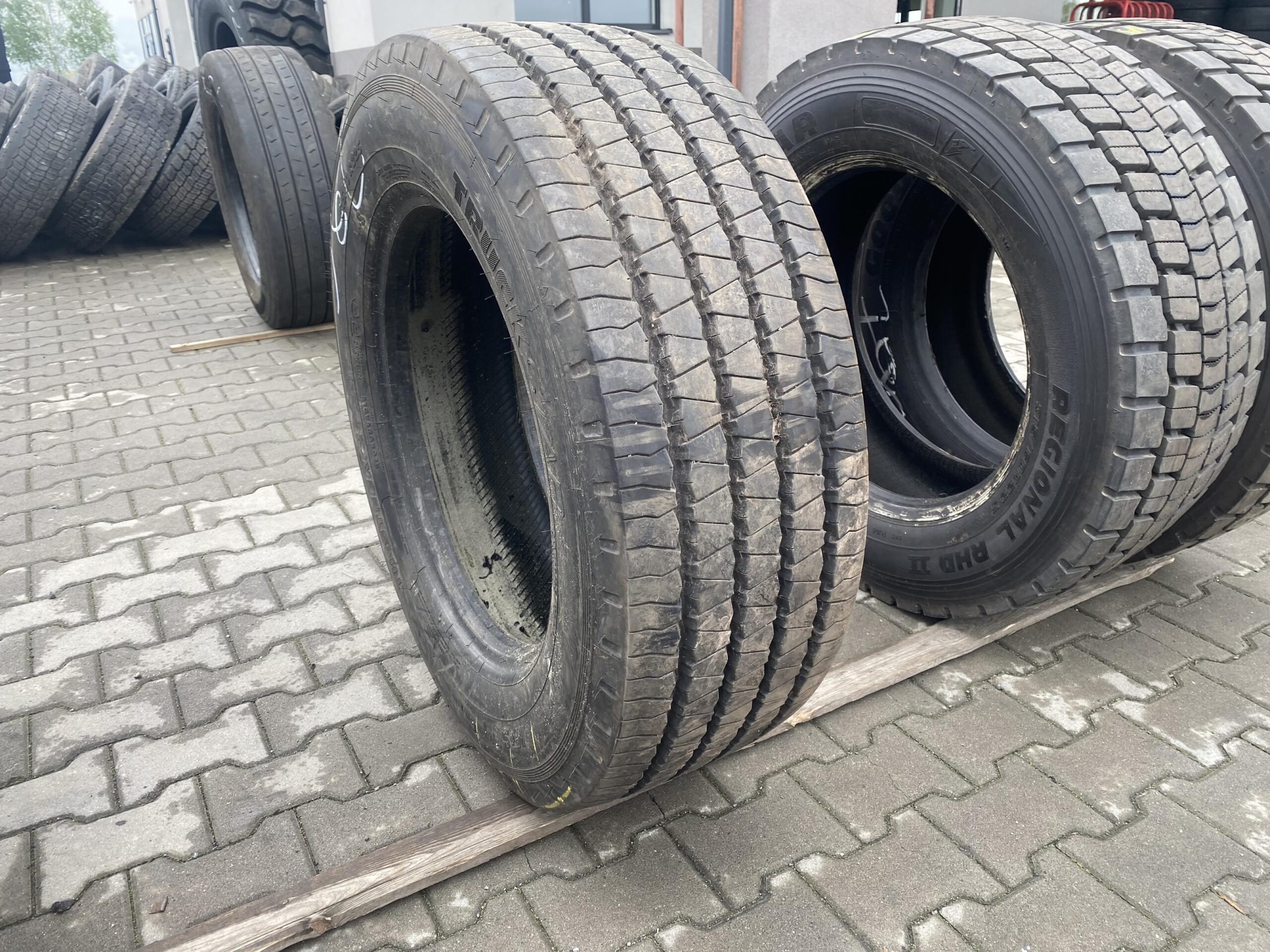 Opona ciężarowa 315/60R22.5 TRUCKSTAR TH STEER 2 / 13mm Opona ciężarowa 315/60R22.5 TRUCKSTAR TH STEER 2 / 13mm