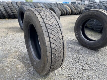 Opona ciężarowa 265/70R19.5 GOODYEAR KMAX D / 9-11mm