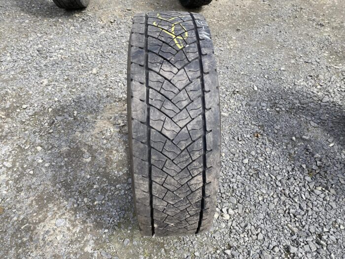 Opona ciężarowa 265/70R19.5 GOODYEAR KMAX D / 9-11mm