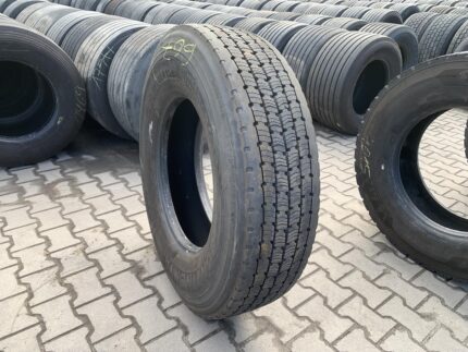  Opona używana ciężarowa napędowa 295/80R22.5 BIEŻNIKOWANA TYP MICHELIN RECAMIC XDA4S / XDA+N 13-14mm