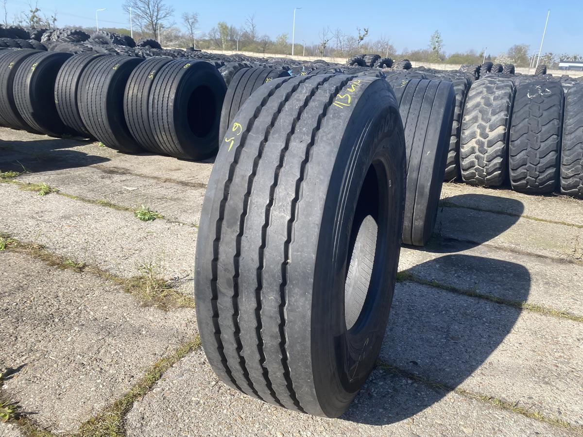 Opona używana naczepowa 385/65r22.5 Hankook Smart Flex TH31 / 13mm Opona używana naczepowa 385/65r22.5 Hankook Smart Flex TH31 / 13mm