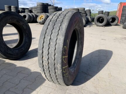  Opona ciężarowa 235/75R17.5  MICHELIN XTE 2+ / 9mm