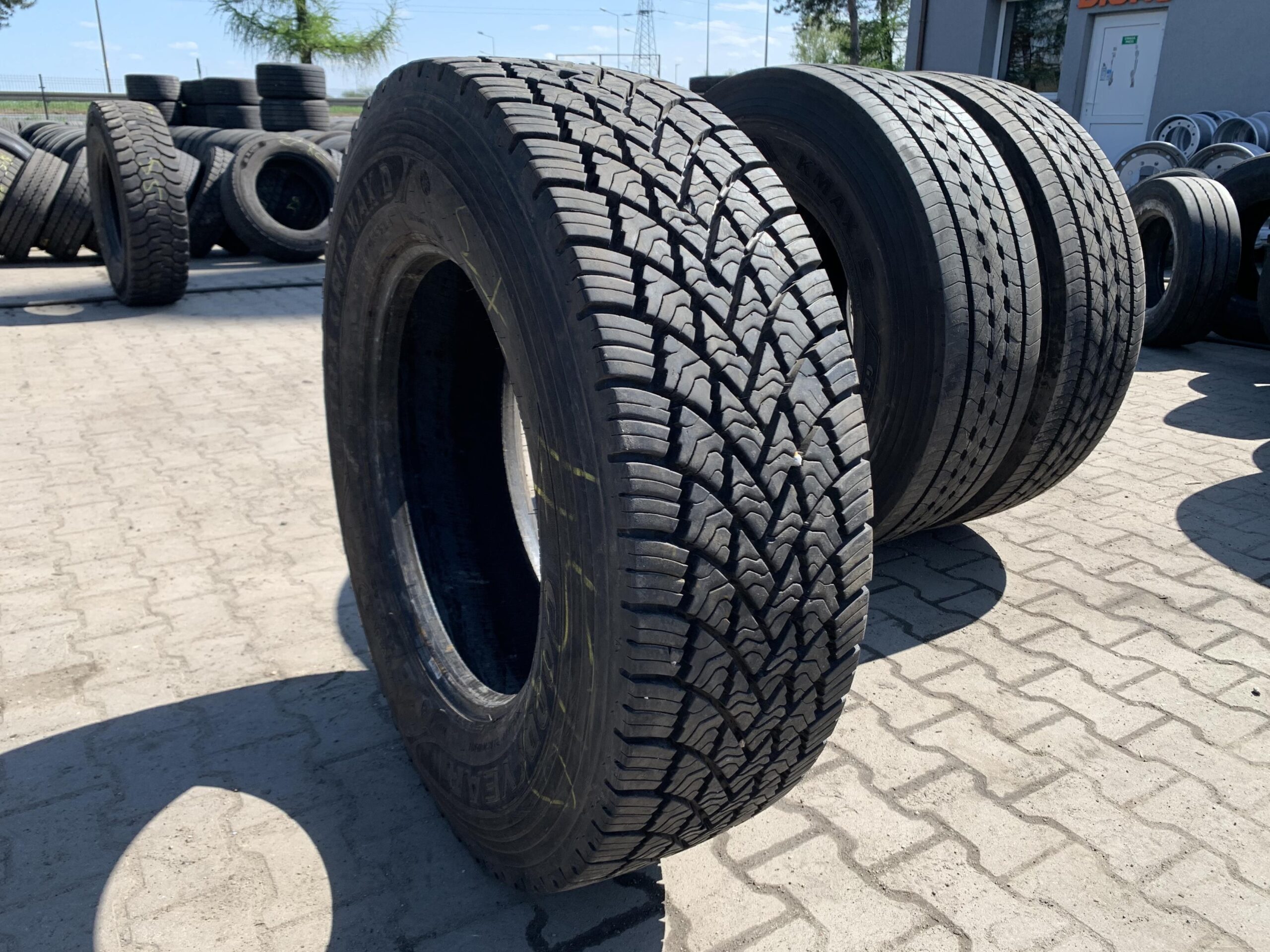Opona ciężarowa 315/70R22.5 GOODYEAR ULTRA GRIP MAX D / 15-16mm Opona ciężarowa 315/70R22.5 GOODYEAR ULTRA GRIP MAX D / 15-16mm