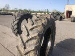 Opona do maszyn rolniczych 420/85R34 16.9R34 BKT AGIMAX RT855 / 90% bieżnika