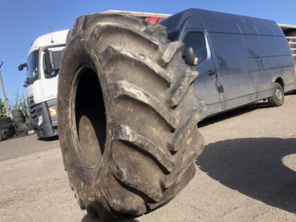 Opona do maszyn rolniczych 600/65R28 GOODYEAR / 85% bieżnika