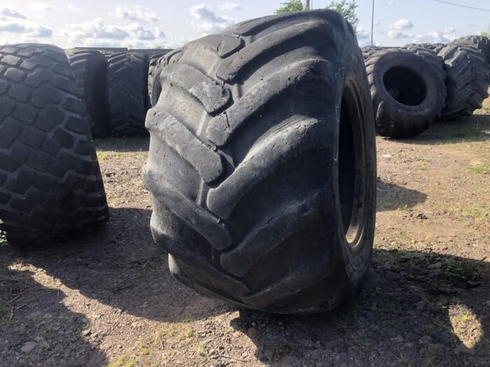 Opona do maszyn rolniczych 710/45-26.5 NOKIAN FOREST RIDER / 40% bieżnika
