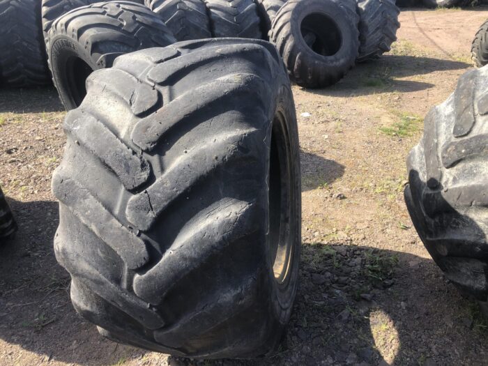 Opona do maszyn rolniczych 710/45-26.5 NOKIAN FOREST RIDER / 40% bieżnika