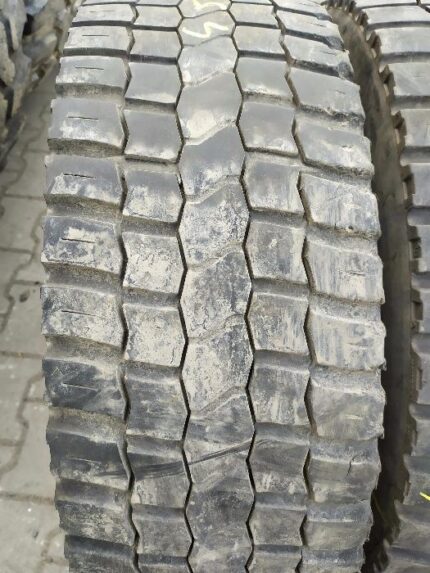 Opony ciężarowe 265/70R17.5 OPONY BIEŻNIKOWANE NAPĘDOWE / 8-10mm