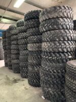 Opona przemysłowa wysokiej jakości 335/80R20 , 12.5R20 DUNLOP SP T9 / 90-100 % BIEŻNIKA