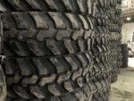 Opona przemysłowa wysokiej jakości 335/80R20 , 12.5R20 DUNLOP SP T9 / 90-100 % BIEŻNIKA