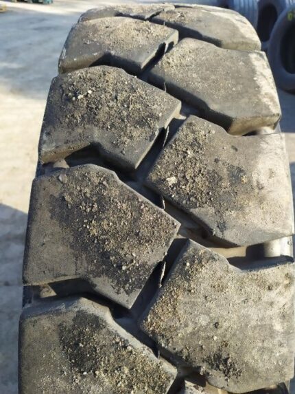 Opona przemysłowa  12.00-20 OPONA PRZEMYSŁOWA WIDE-WALL  HAULER-LT / 80% BIEŻNIKA