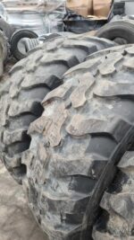 Opony do maszyn przemysłowych 405/70R20 16/70R20 DUNLOP , MITAS / 90% BIEŻNIKA