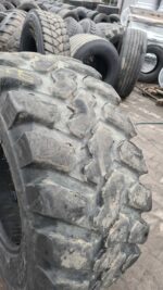 Opona przemysłowa uniwersalna 400/70R20 FIRESTONE UTILITY DURAFORCE / 80-85% BIEŻNIKA