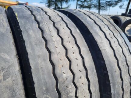 Opony ciężarowe 235/75R17.5 MICHELIN XTE2+ / 8-10mm