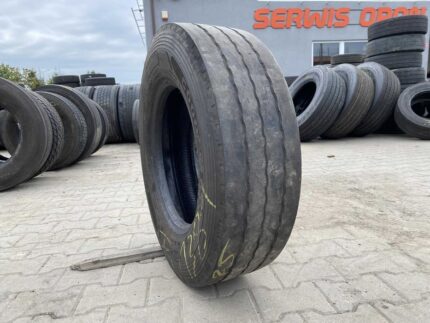  Opony ciężarowe 235/75R17.5 GOODYEAR KMAX T / 5-6mm