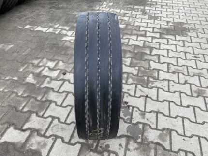 Opony ciężarowe 235/75R17.5 SEMPERIT RUNNER T2 / 8-9mm