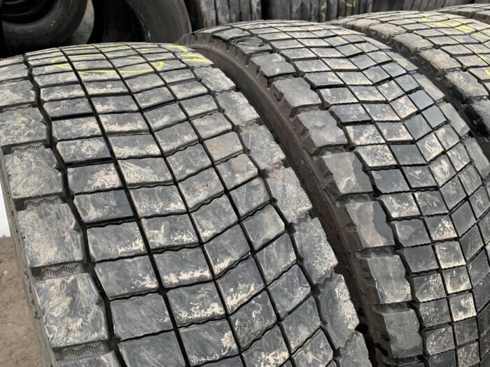 Opony ciężarowe 285/70R19.5 CONTINENTAL CONTI HYBRID HD3 / 9-12mm