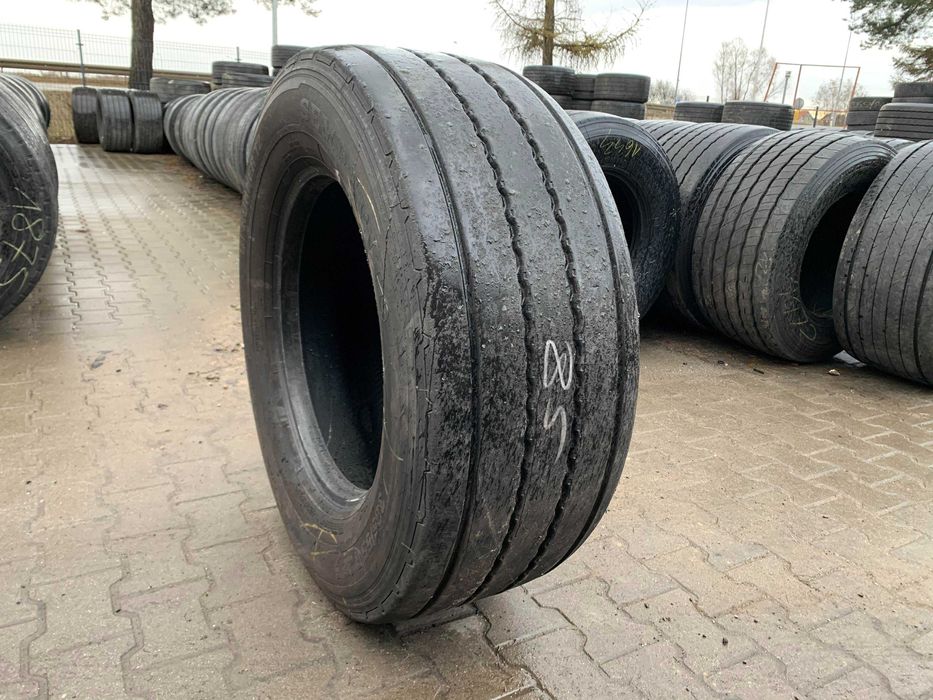Opona ciężarowa 385/55R22.5 SEMPERIT RUNNER T2 / 7-9mm Opona ciężarowa 385/55R22.5 SEMPERIT RUNNER T2 / 7-9mm