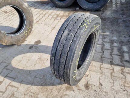  Opony ciężarowe 235/75R17.5 MICHELIN XTE2+ / 9-10mm