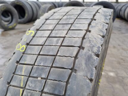 Opony ciężarowe 235/75R17.5 CONTINENTAL CONTI HYBRID LD3 / 8-9mm