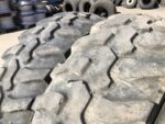 Opona przemysłowa wysokiej trwałości 335/80R20 , 12.5R20 DUNLOP SP T9 / 90-100 % / BIEŻNIKA