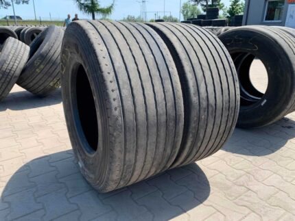  Opony ciężarowe 385/55R19.5 BARKLEY BLT03 / POGŁĘBIANY BIEŻNIK