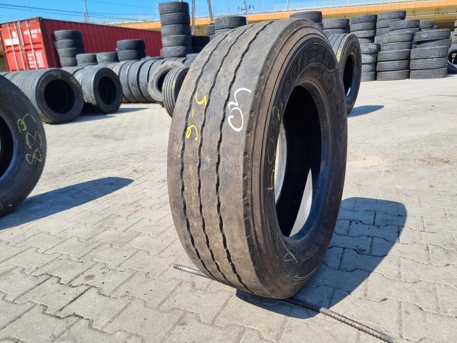 Opony ciężarowe 265/70R19.5 GOODYEAR KMAX T / 5-6 mm Opony ciężarowe 265/70R19.5 GOODYEAR KMAX T / 5-6 mm
