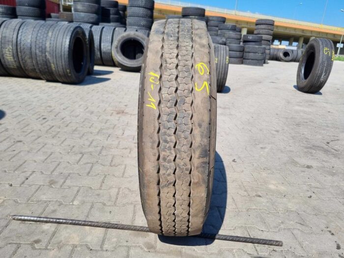 Opony ciężarowe 9.5R17.5 MICHELIN XTE2 / 10-11mm