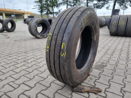 Opony ciężarowe 245/70R19.5 DUNLOP SP246 / 10-11mm